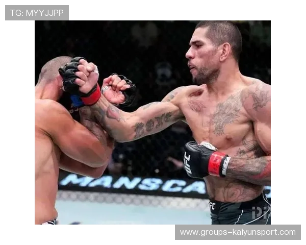 MMA拳手逆转TKO，对手脸部变形