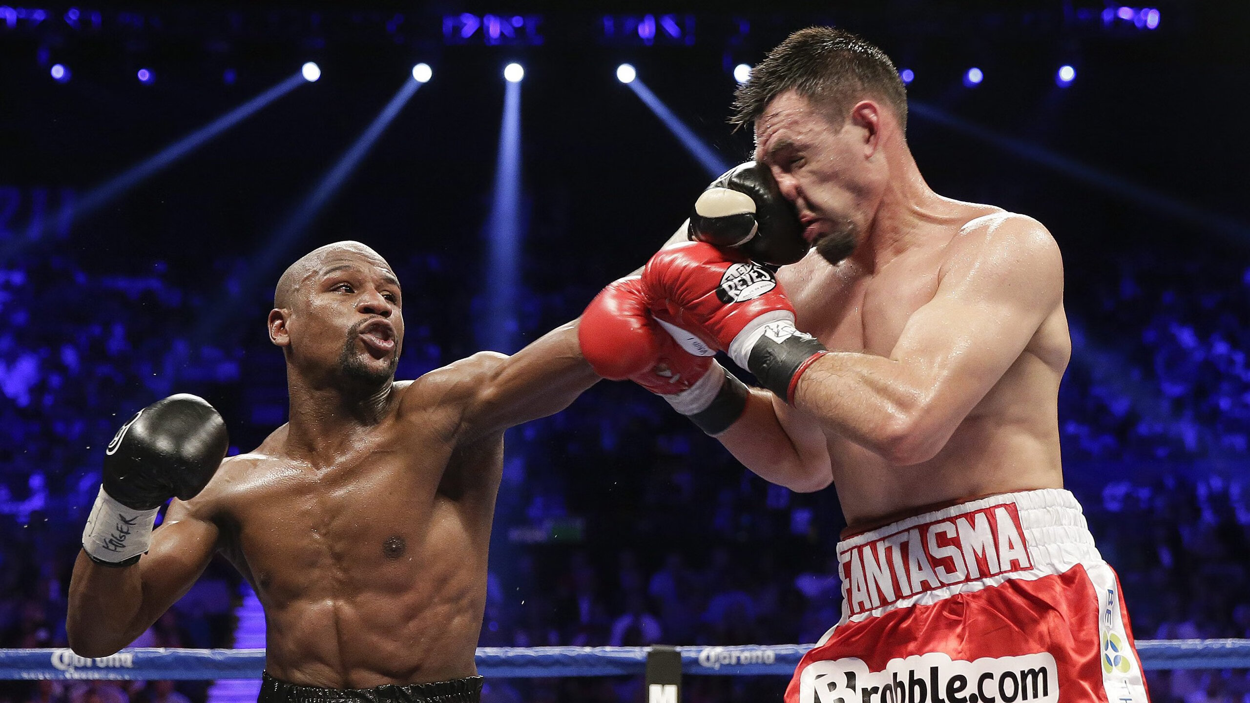 沙滩足球锦标赛观众人数持续增长,赛事商业化深化,2020沙滩足球锦标赛